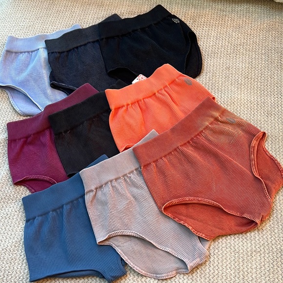 COPY - 🌺free people happiness run brief short - Picture 11 of 17